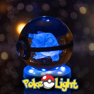 PokéLight™ - Kristallen pokéball met LED licht houder